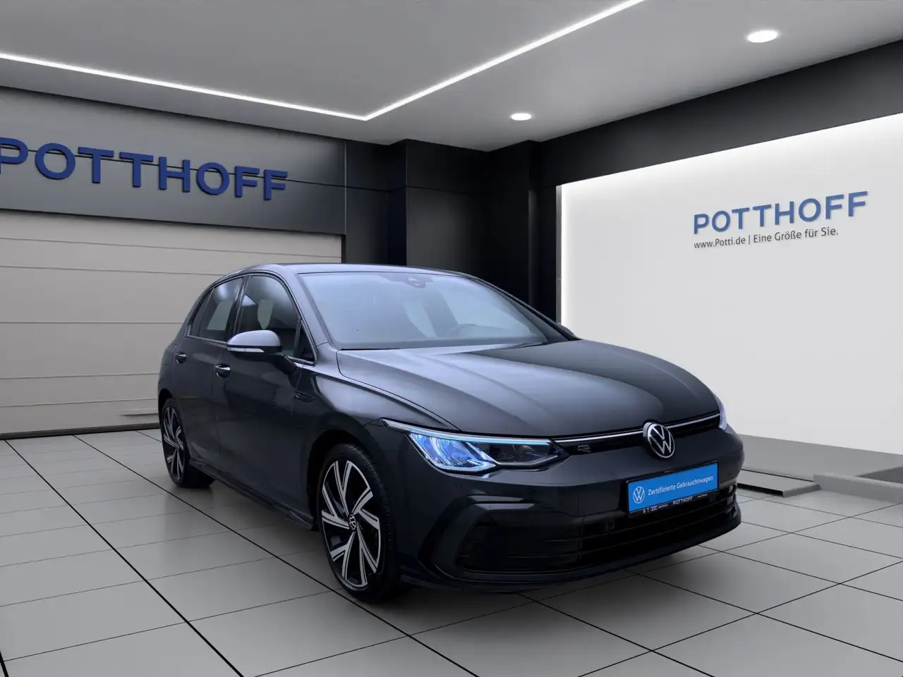 Volkswagen Golf 1.5 TSI R-LINE PDC LED KLIMA DAB+ — معرض صور السيارة 7