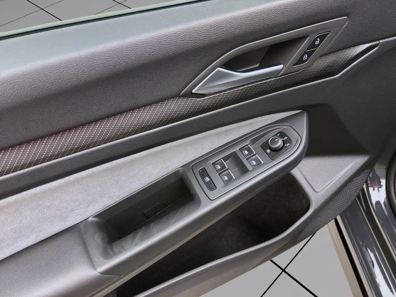 Volkswagen Golf 1.5 TSI R-LINE PDC LED KLIMA DAB+ — معرض صور السيارة 11