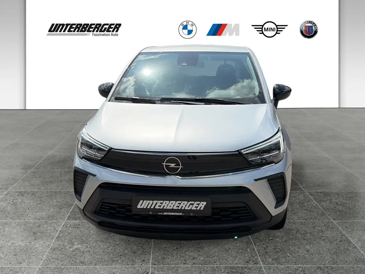 Opel Crossland Enjoy 1.2 Direct Injection Turbo — Galería del vehículo 2