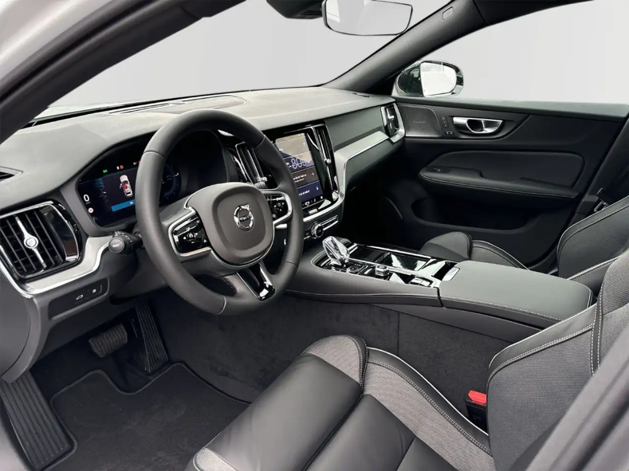 Volvo V60 Recharge T6 AWD Plus Dark Plug-In Hybrid 19'' Sta — معرض صور السيارة 10