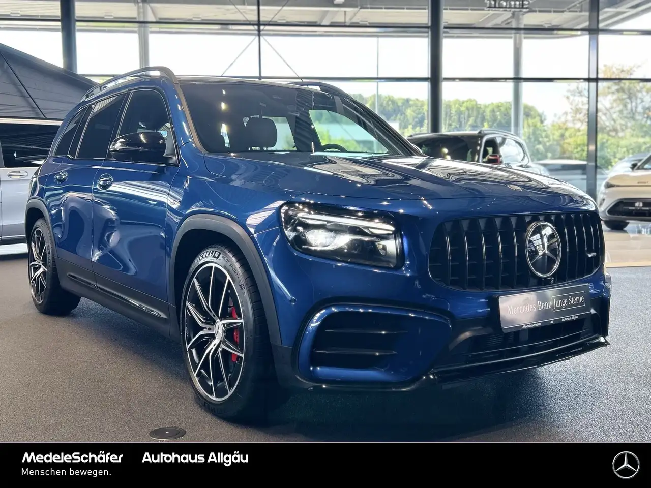 Mercedes-Benz GLB 35 AMG GLB 35 AMG 4M NightII Distr 7Sitzer AHK HuD 360° — Galería del vehículo 14