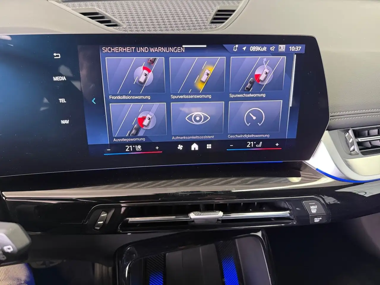 BMW iX1 30xDrive*M Sport*a.LED*ACC*Kamera*AHK*H&K* — Galerie du véhicule 24