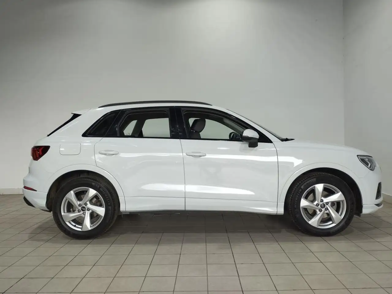 Audi Q3 35 TFSI Advanced S tronic — معرض صور السيارة 3