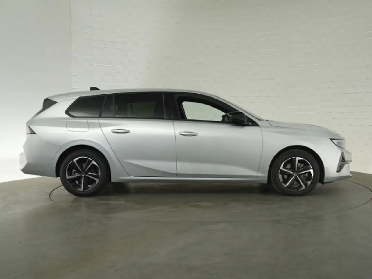 Opel Astra L ST GS AT+AHK+NAVI+360 GRAD KAMERA+SITZ-/LENKRADH — Galería del vehículo 27