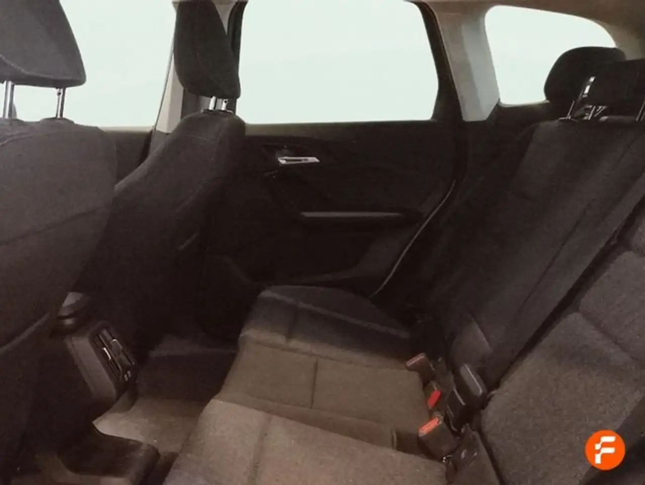 BMW X1 sDrive 18dA — معرض صور السيارة 26