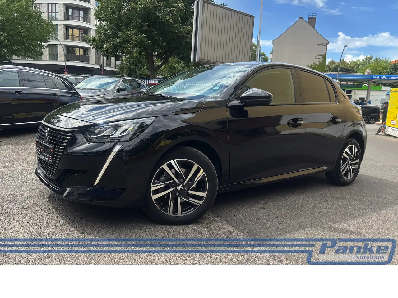 Peugeot 208 Allure Pack EAT8*NAV*LED*Carplay*RFK*SHZ* — Galería del vehículo 18