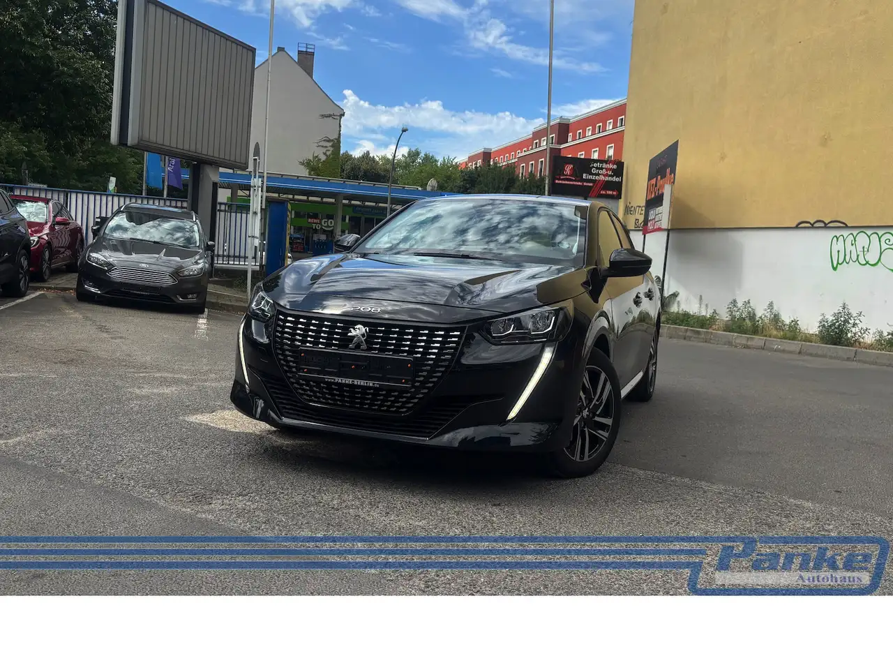 Peugeot 208 Allure Pack EAT8*NAV*LED*Carplay*RFK*SHZ* — Galería del vehículo 4