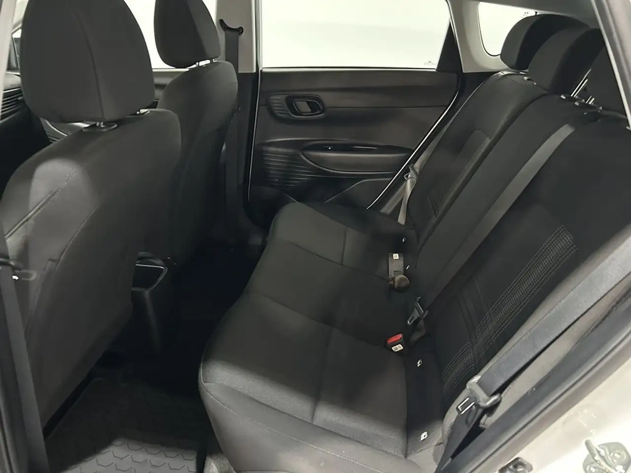 Hyundai BAYON 1.2 MPI Klass — معرض صور السيارة 13