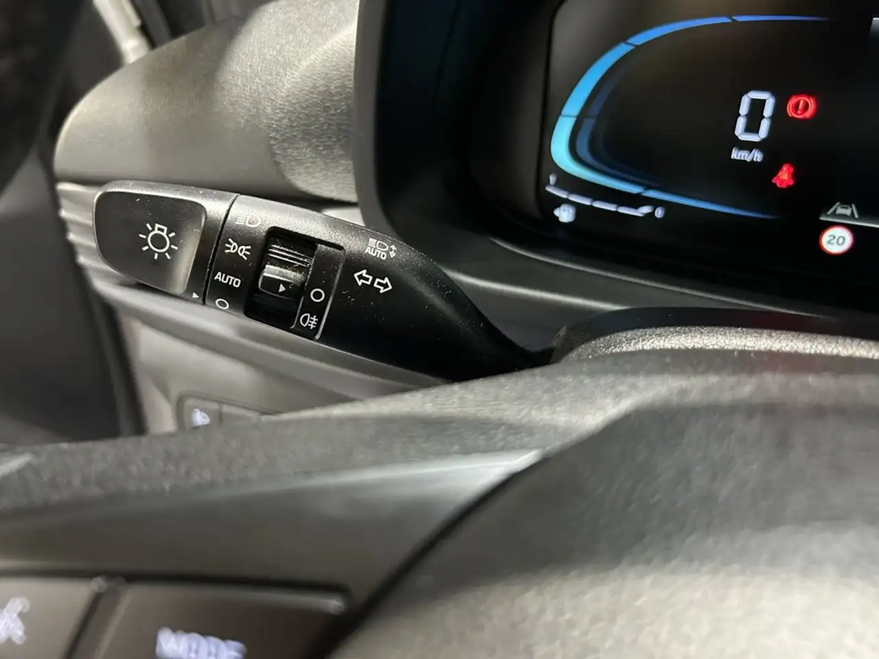 Hyundai BAYON 1.2 MPI Klass — معرض صور السيارة 17