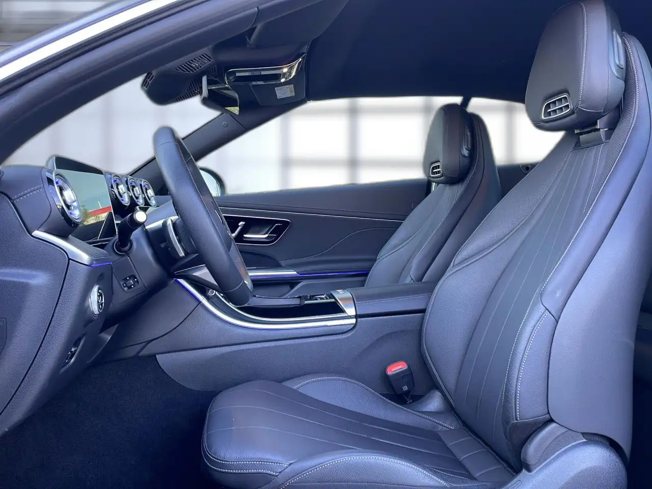 Mercedes-Benz CLE 450 4Matic Cabrio Edition AMG Line MATT — معرض صور السيارة 10