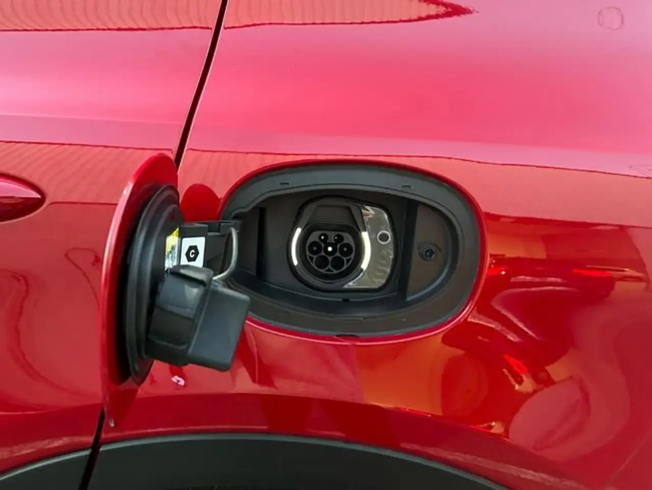 Alfa Romeo Tonale 1.3 gas Multi-air PHEV Sprint Q4 — Galerie du véhicule 31
