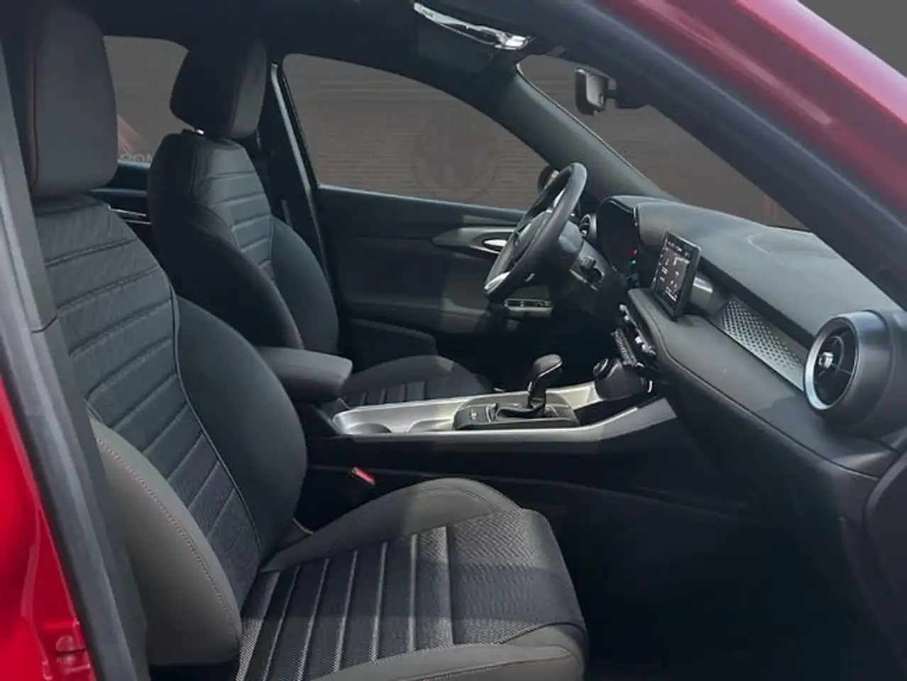 Alfa Romeo Tonale 1.3 gas Multi-air PHEV Sprint Q4 — Galerie du véhicule 29