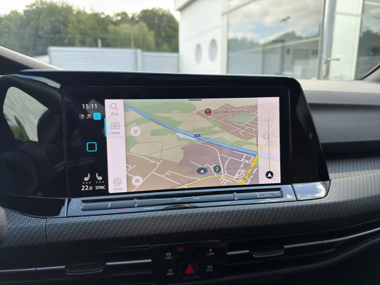 Volkswagen Golf 1.5 eTSI DSG R-Line Black Style — Vehicle gallery 17
