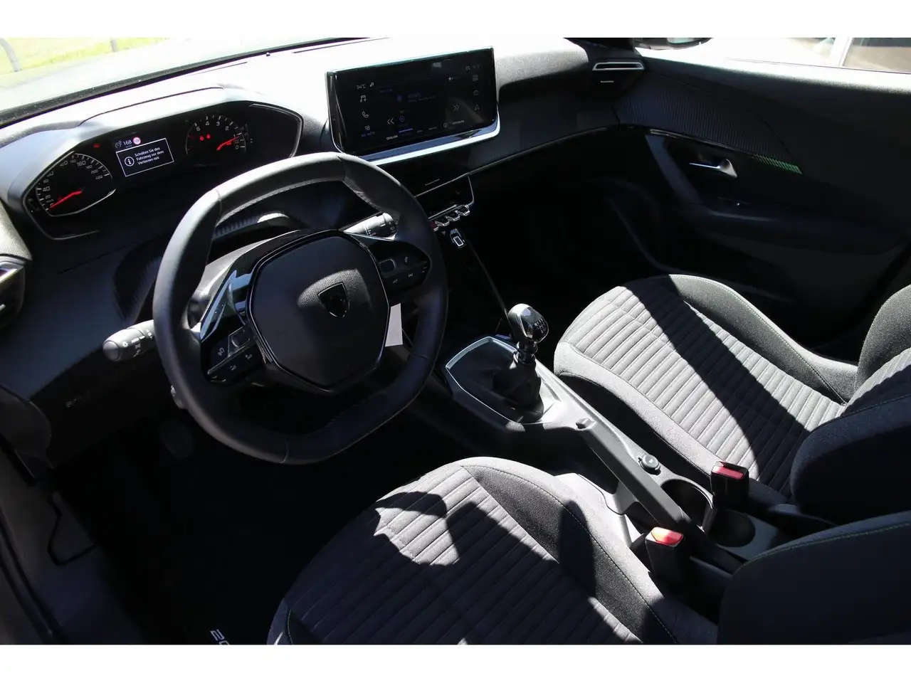 Peugeot 2008 Active PT 100 Carplay SHZ — Vehicle gallery 10
