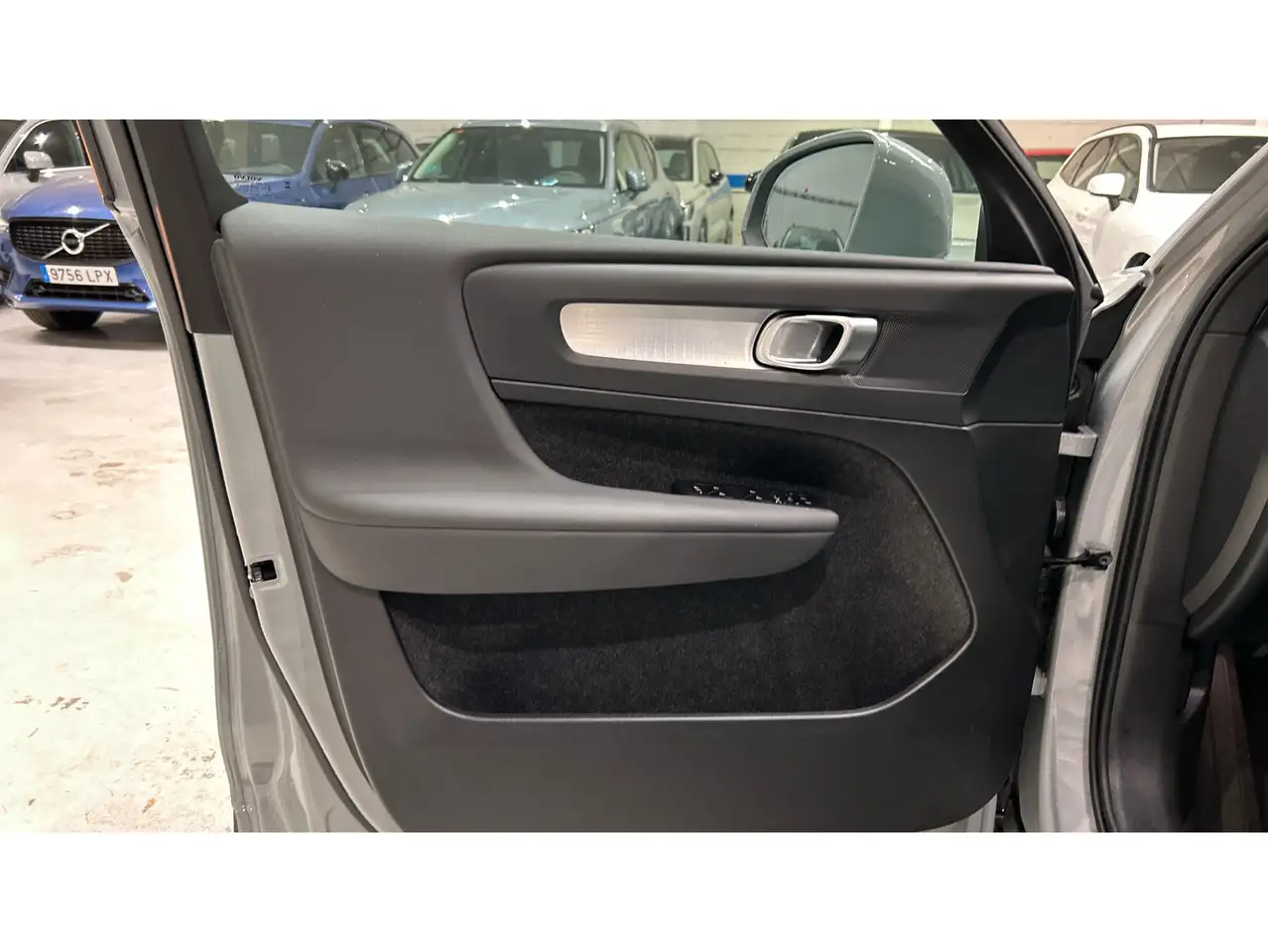 Volvo XC40 B3 Core Aut. — Galerie du véhicule 26