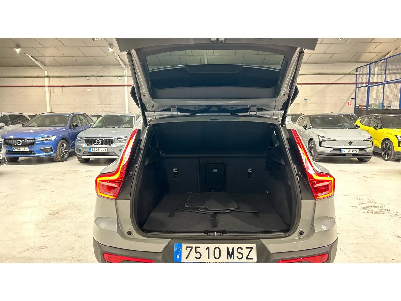 Volvo XC40 B3 Core Aut. — Galerie du véhicule 13