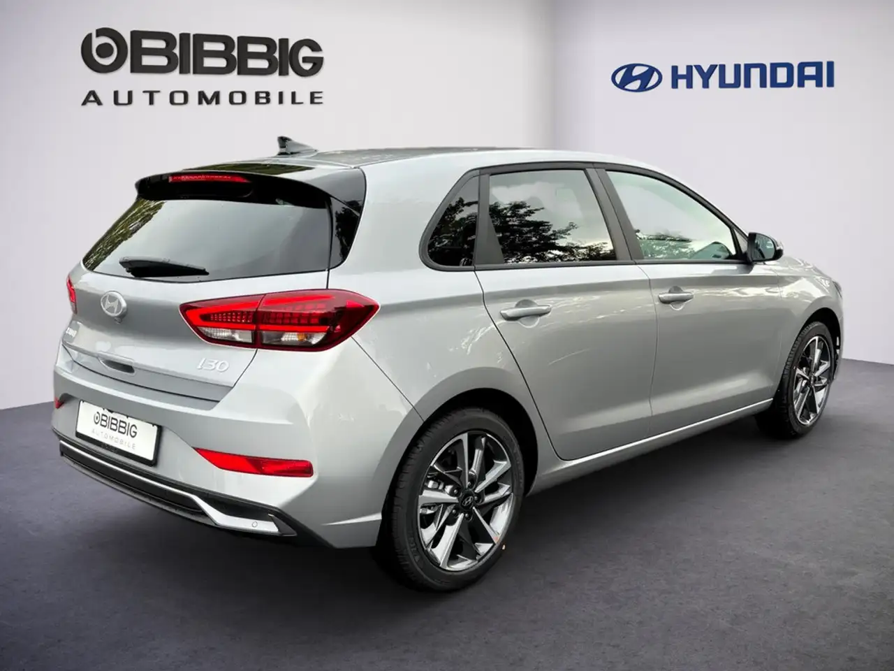 Hyundai i30 1.0 Advantage PDC SHZ KAMERA NAVI LED — Vehicle gallery 3