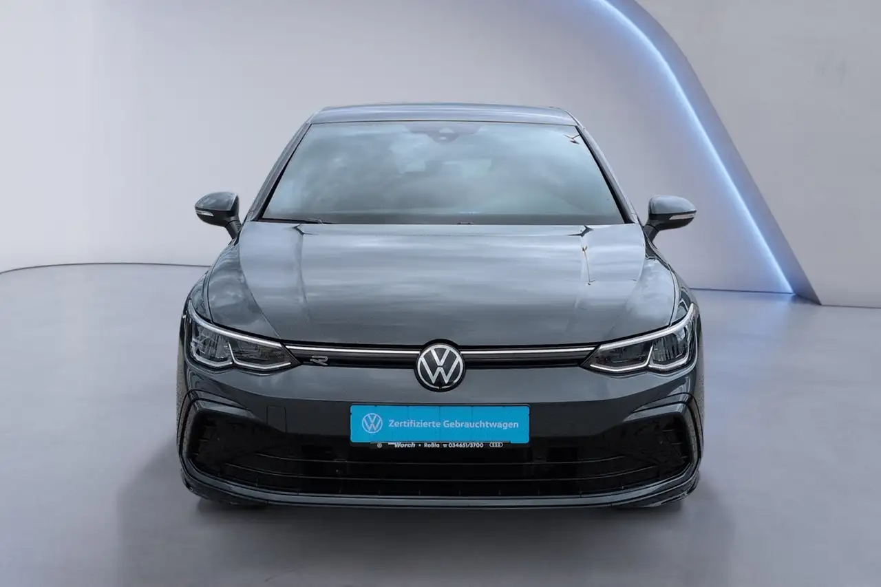 Volkswagen Golf VIII 1.5 TSI DSG R-Line KAMERA+NAVI+GRA+APP — Vehicle gallery 9