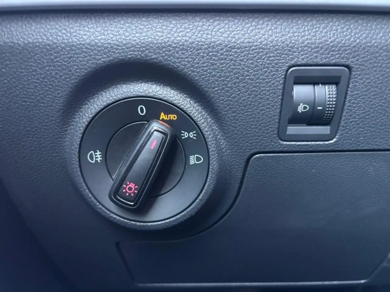 SEAT Ibiza 1.0 TSI DSG Style Edition LED FullLink PDC — Vehicle gallery 26