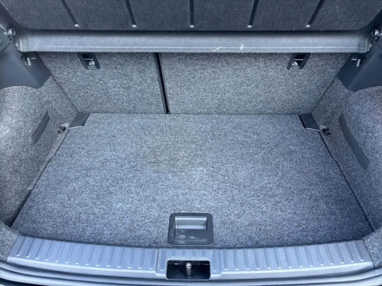 SEAT Ibiza 1.0 TSI DSG Style Edition LED FullLink PDC — Vehicle gallery 9