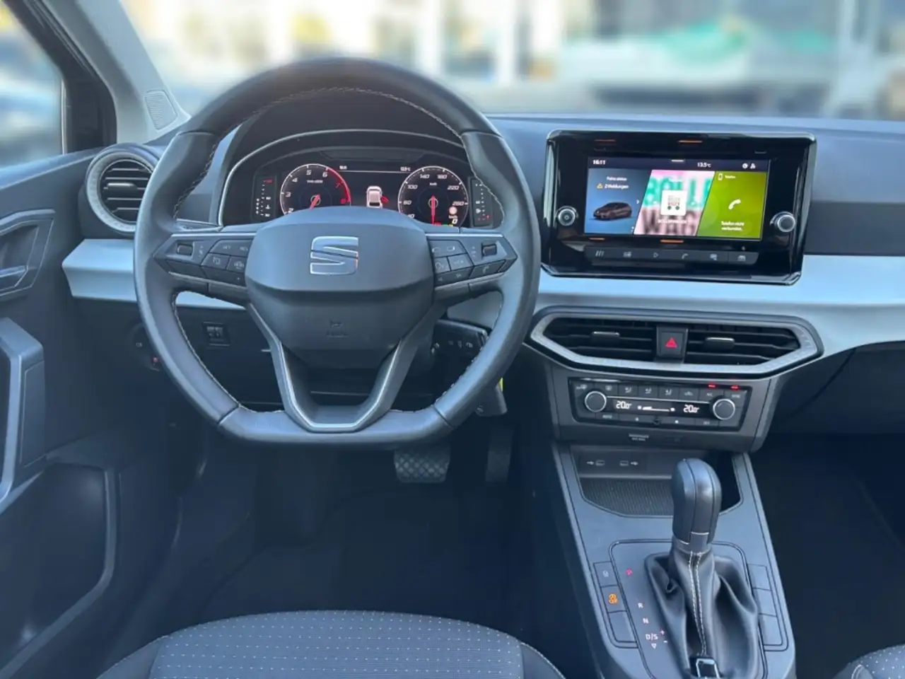 SEAT Ibiza 1.0 TSI DSG Style Edition LED FullLink PDC — Vehicle gallery 12