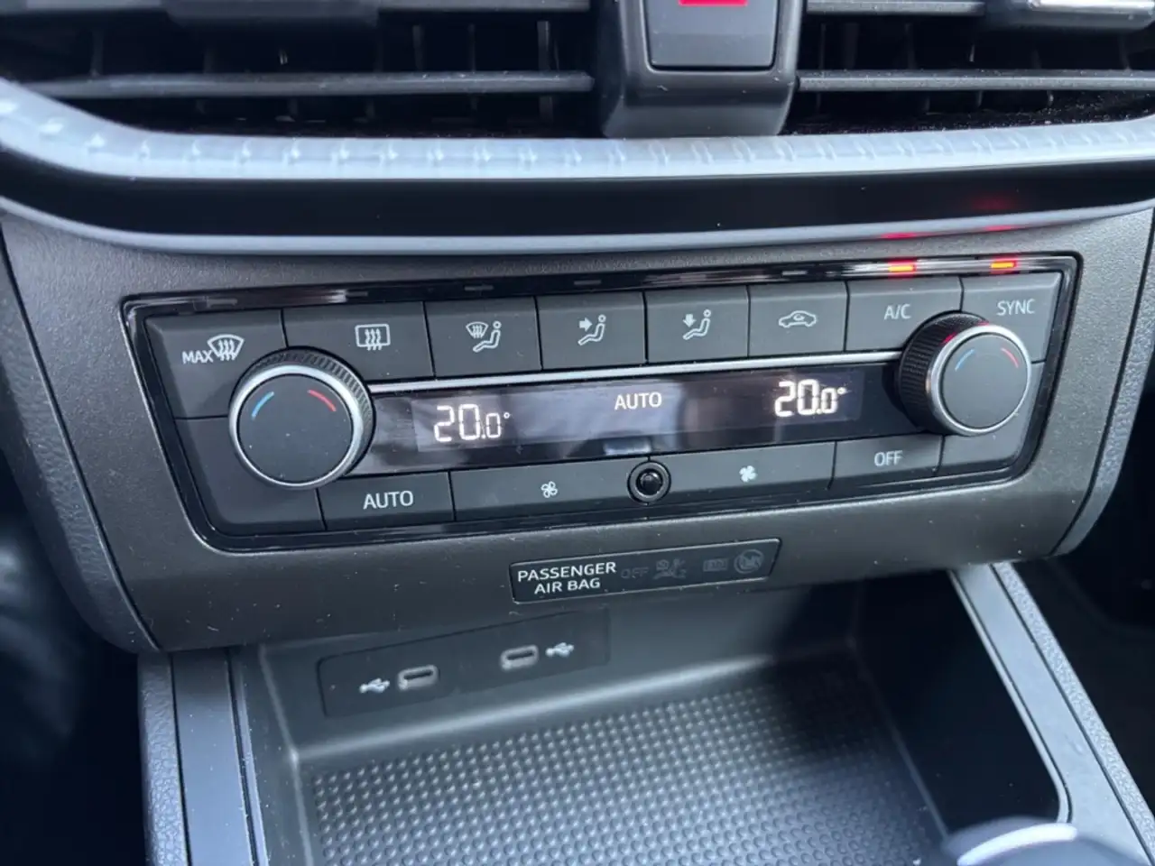 SEAT Ibiza 1.0 TSI DSG Style Edition LED FullLink PDC — Vehicle gallery 21