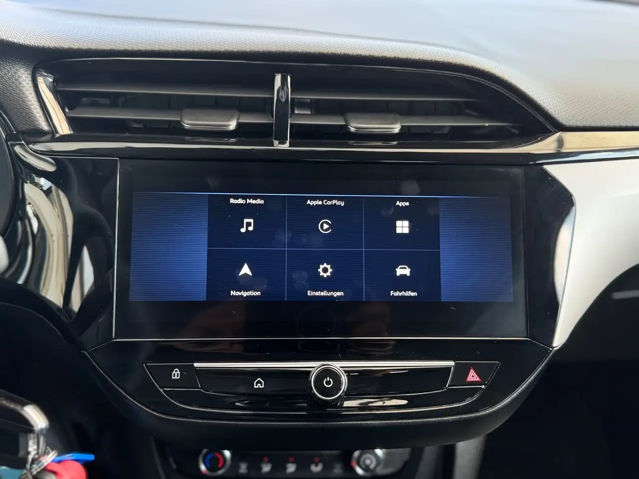 Opel Corsa F Basis LED+RKam+Carplay+Shz.+beh.Lenkrad — Vehicle gallery 21