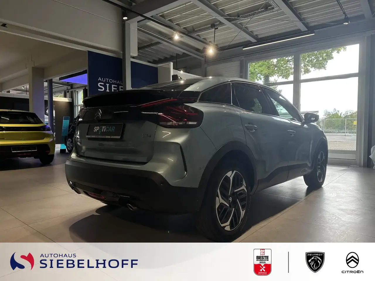 Citroen C4 MAX PureTech 130 EAT8 — Galerie du véhicule 5