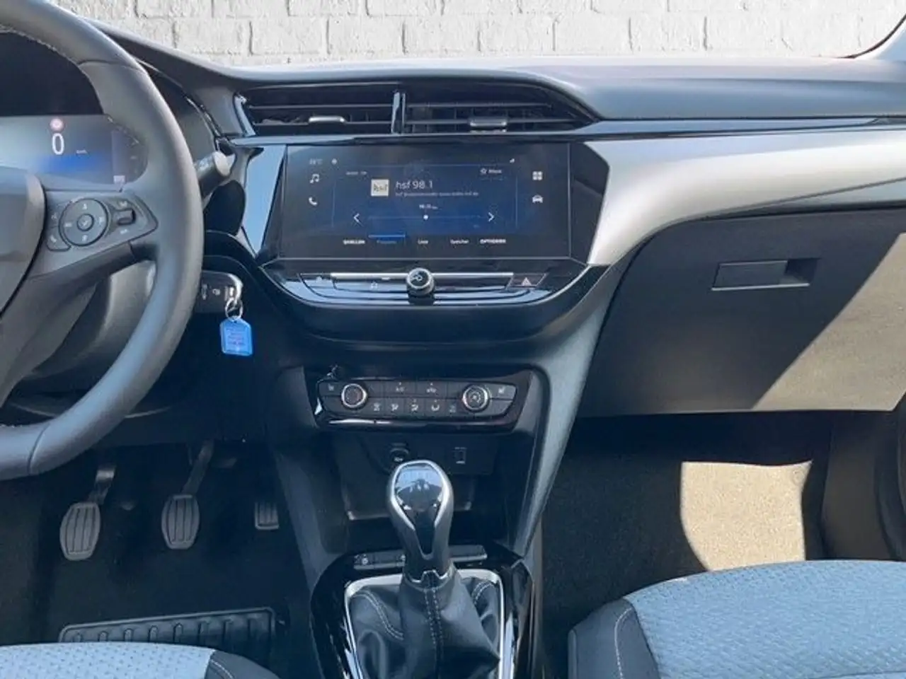 Opel Corsa 1.2 55kW Edition — Vehicle gallery 9