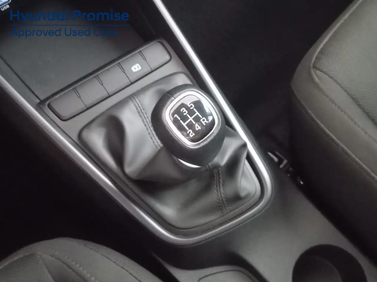 Hyundai TUCSON 1.6 TGDI Klass 4x2 — معرض صور السيارة 14