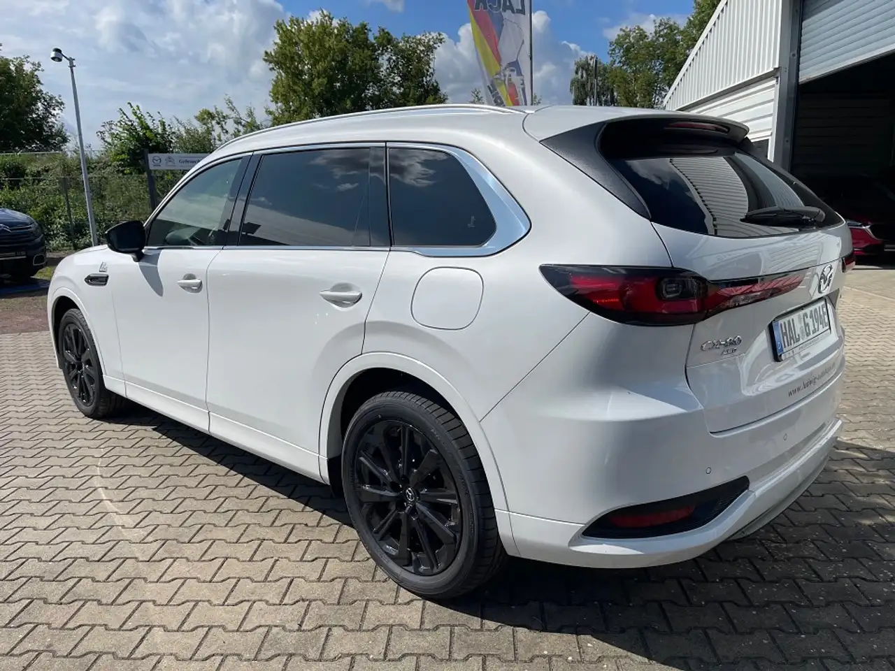 Mazda CX-80 5WGN 2.5L e-SKYACTIV PHEV 327ps 8AT AWD Homura Plu — Galería del vehículo 5