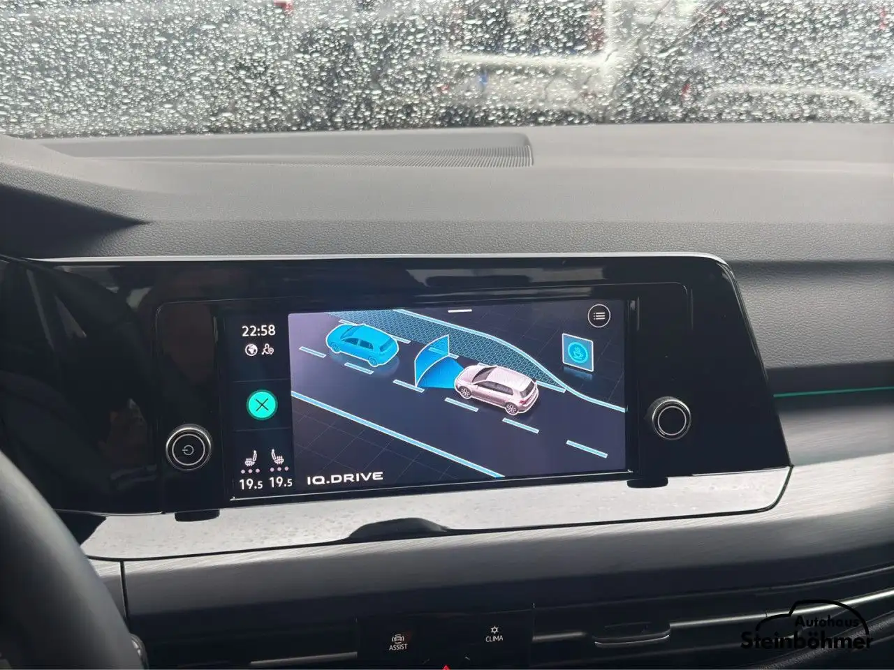 Volkswagen Golf Style 2.0TSI DSG LED-Plus AppConnect Sitzhzg — معرض صور السيارة 22