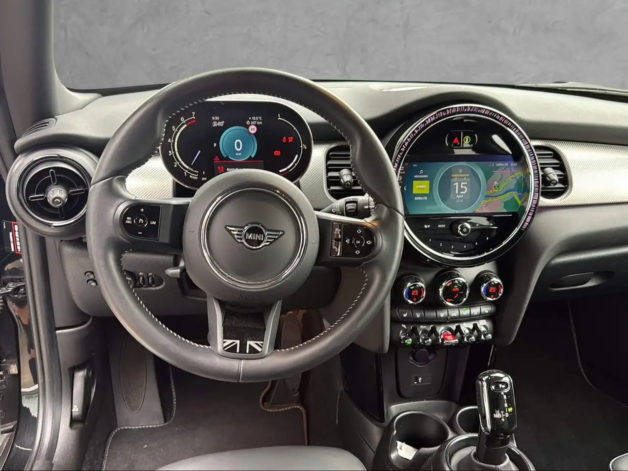 MINI Cooper 3-Türer Aut. MINI Yours Trim — معرض صور السيارة 9