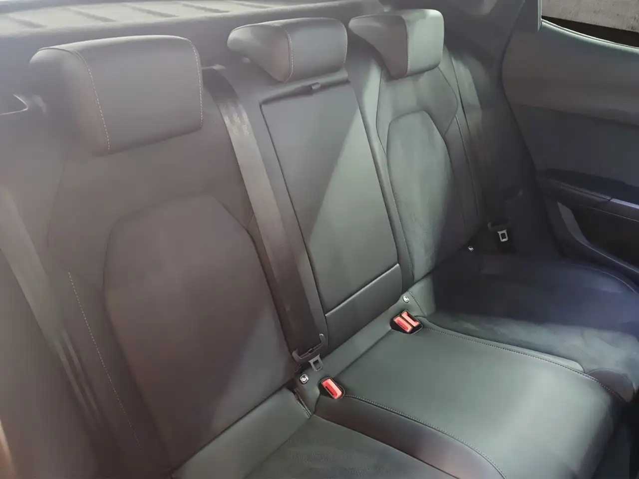 CUPRA Formentor VZ 2.0 TSI 4Drive AHK elekt. Heckklapp — معرض صور السيارة 18