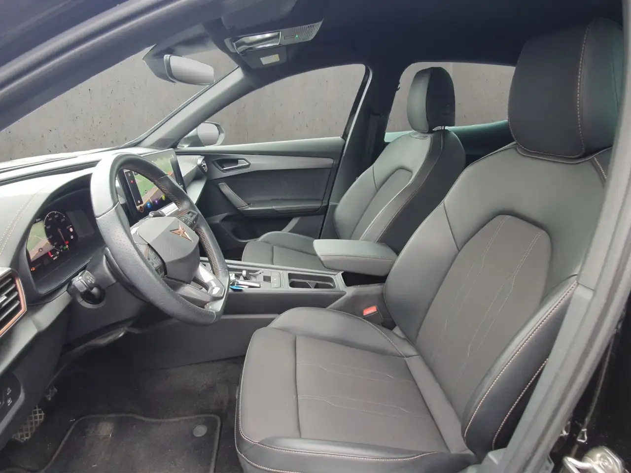 CUPRA Formentor 1.4 e-HYBRID 150 kW (204PS) — معرض صور السيارة 9