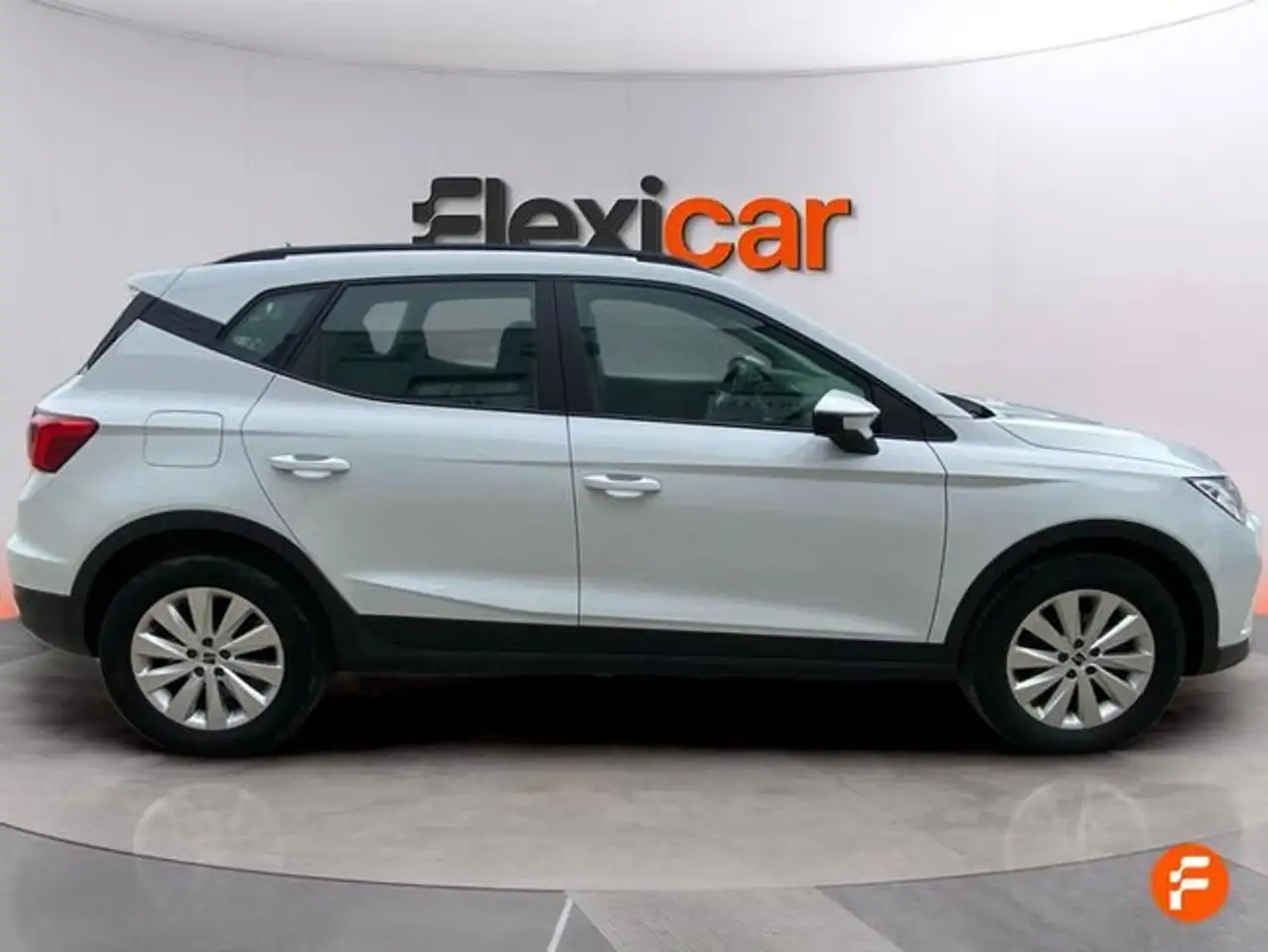 SEAT Arona 1.0 TSI 81kW DSG Style XL — Galería del vehículo 9