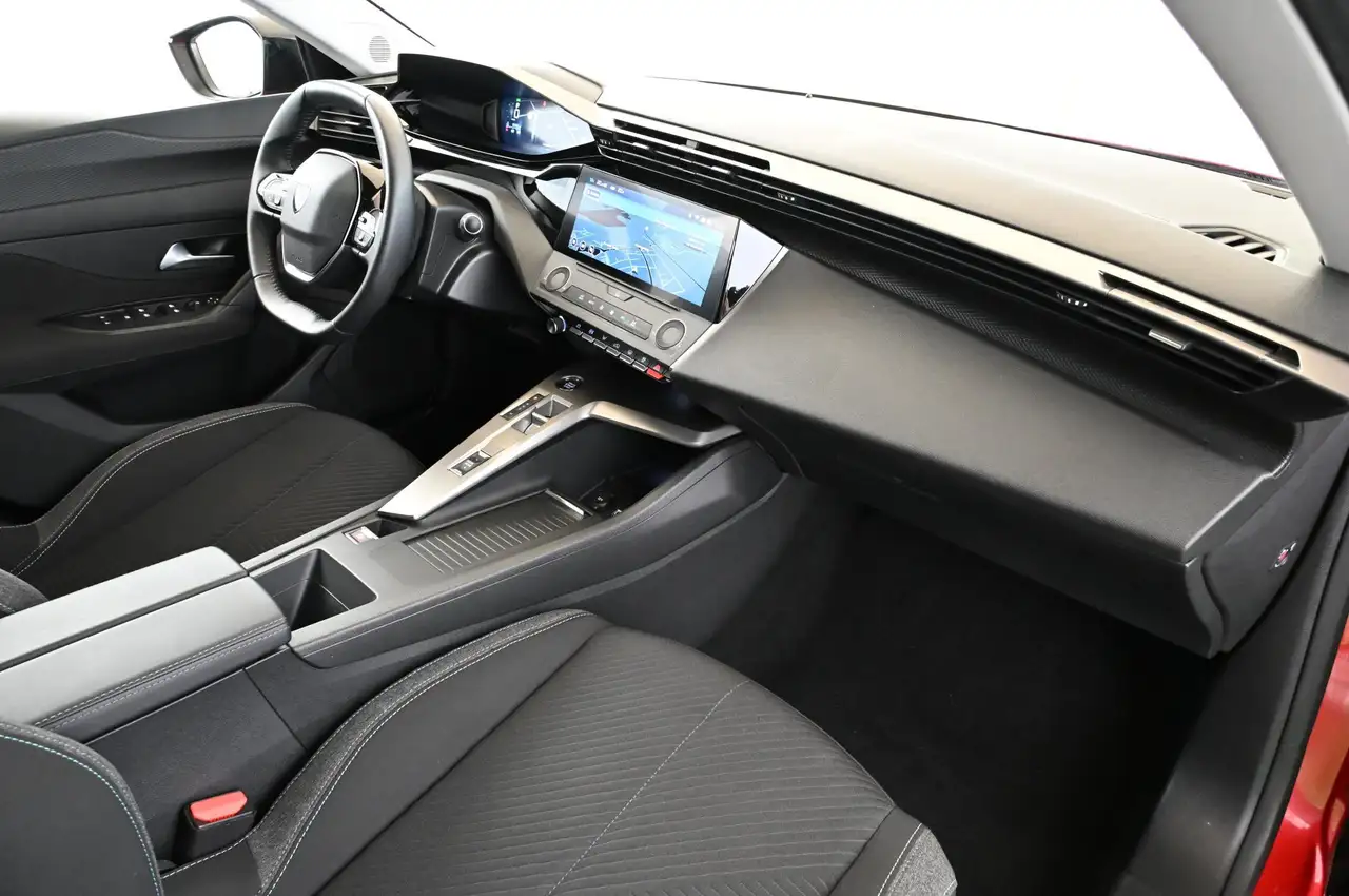 Peugeot 308 SW 1.2 130 e-THP EAT8 Style LED/NAVI/DAB/16S — Galerie du véhicule 36