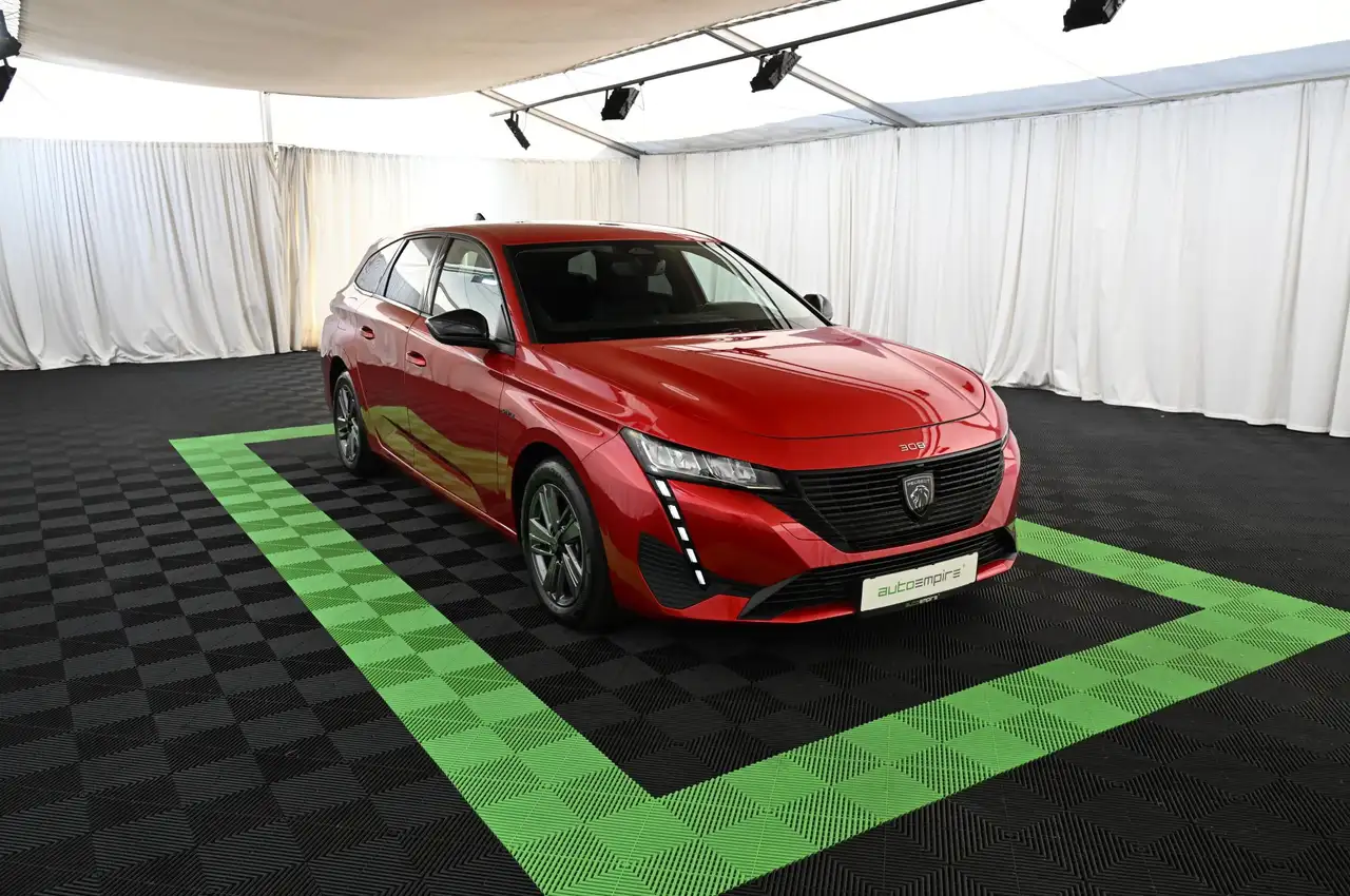 Peugeot 308 SW 1.2 130 e-THP EAT8 Style LED/NAVI/DAB/16S — Galerie du véhicule 4