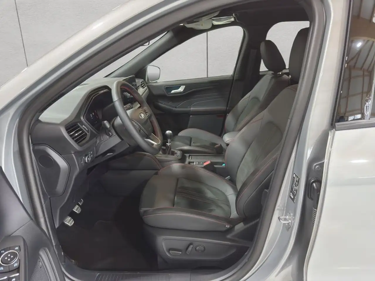 Ford Kuga 1.5 EcoBoost ST-LINE X *AHK*PANO* — معرض صور السيارة 10
