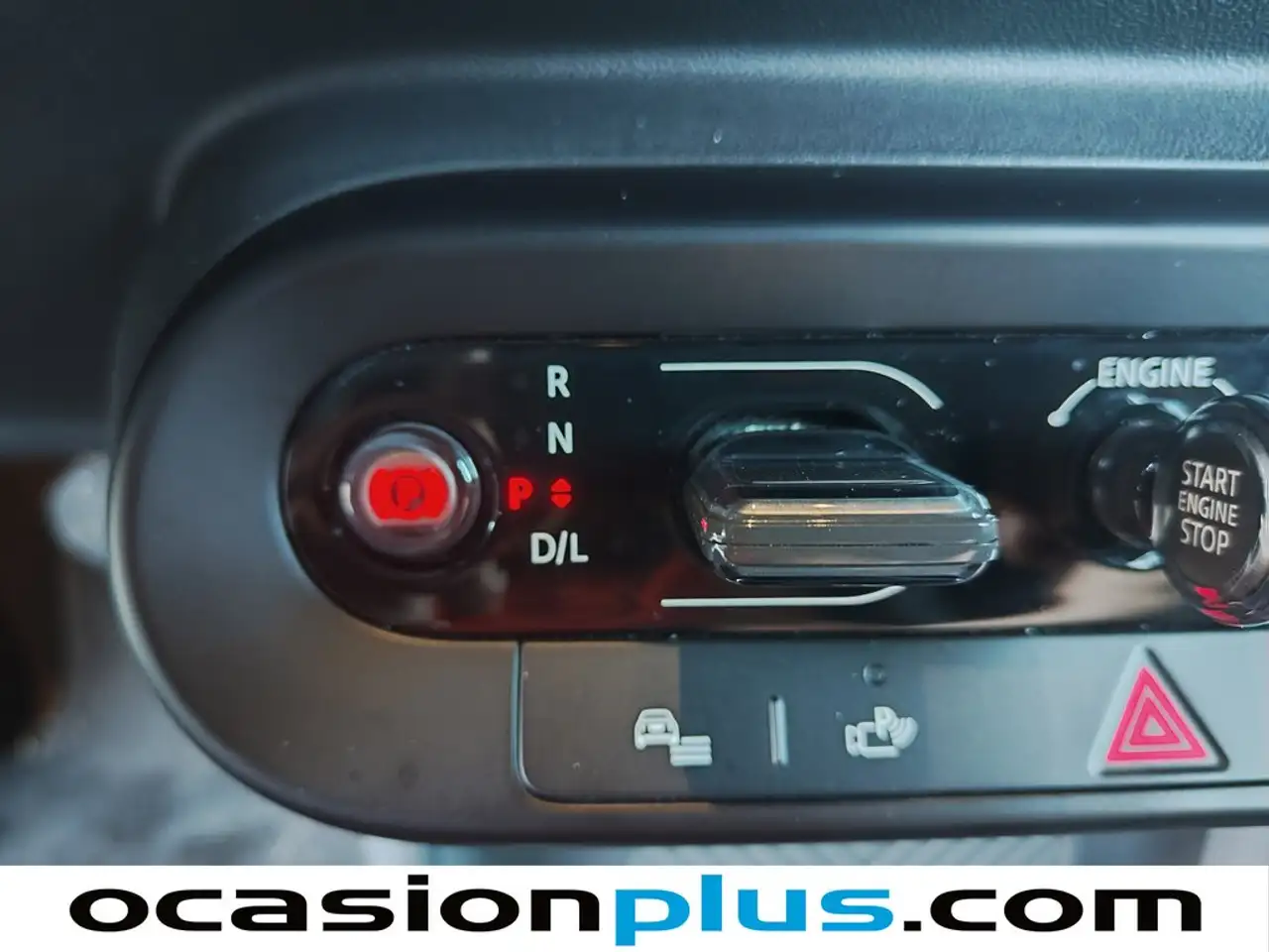 MINI Cooper 5 puertas C Essential Aut. — معرض صور السيارة 5