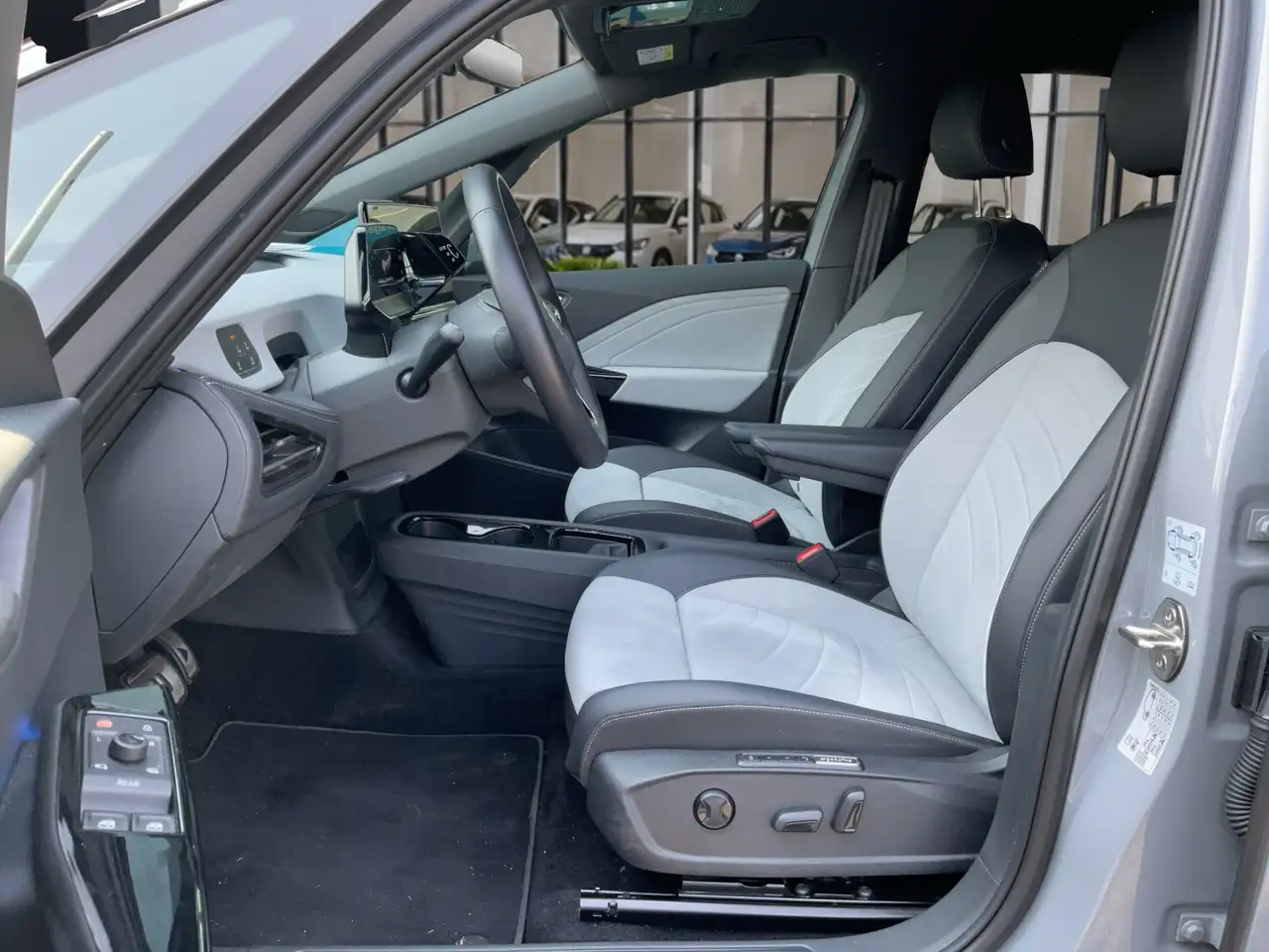 Volkswagen ID.3 Pro 150 kW (204 PS) 58 kWh 1-Gang-Automatik Pro... — Galerie du véhicule 6
