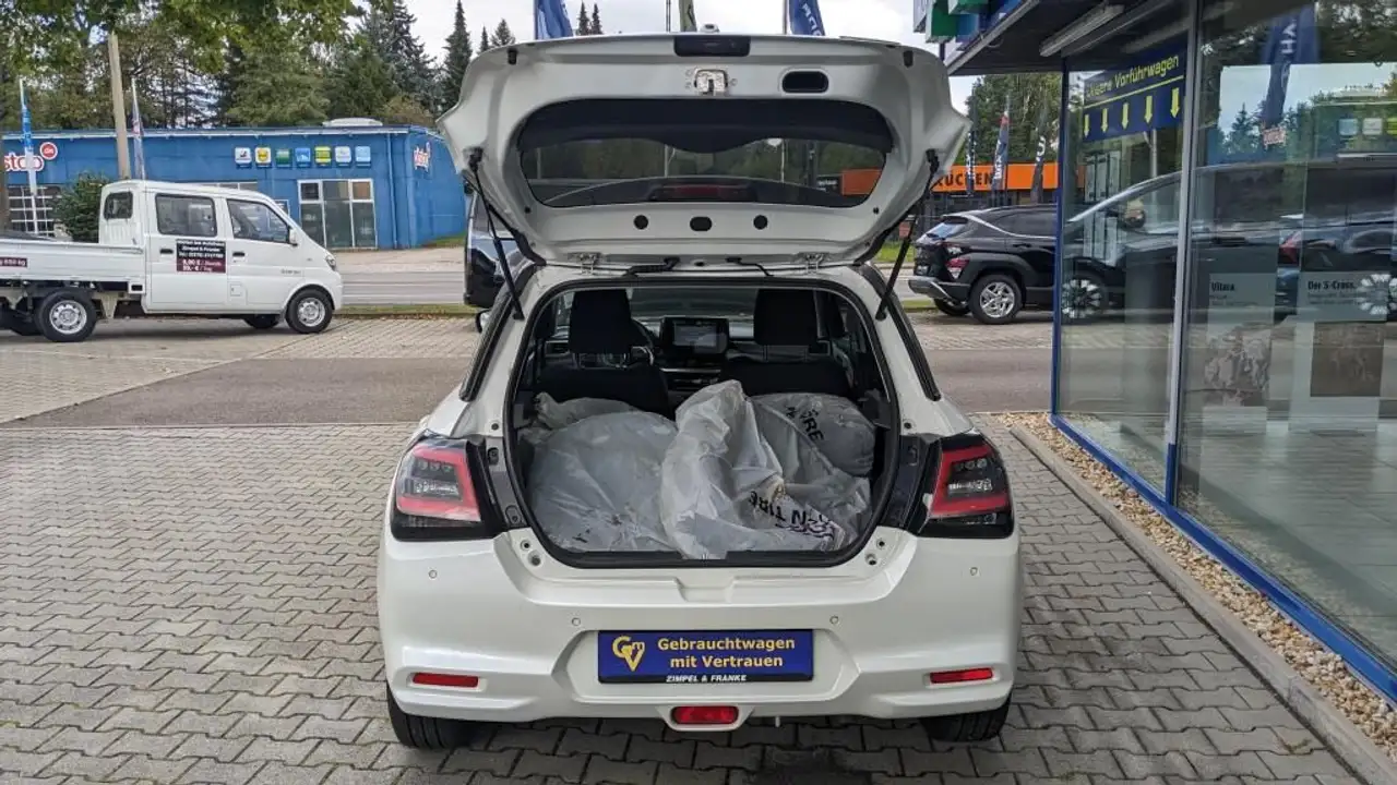Suzuki Swift SWIFT COMFORT+ HYBRID OL24C2AD-VFW — معرض صور السيارة 7