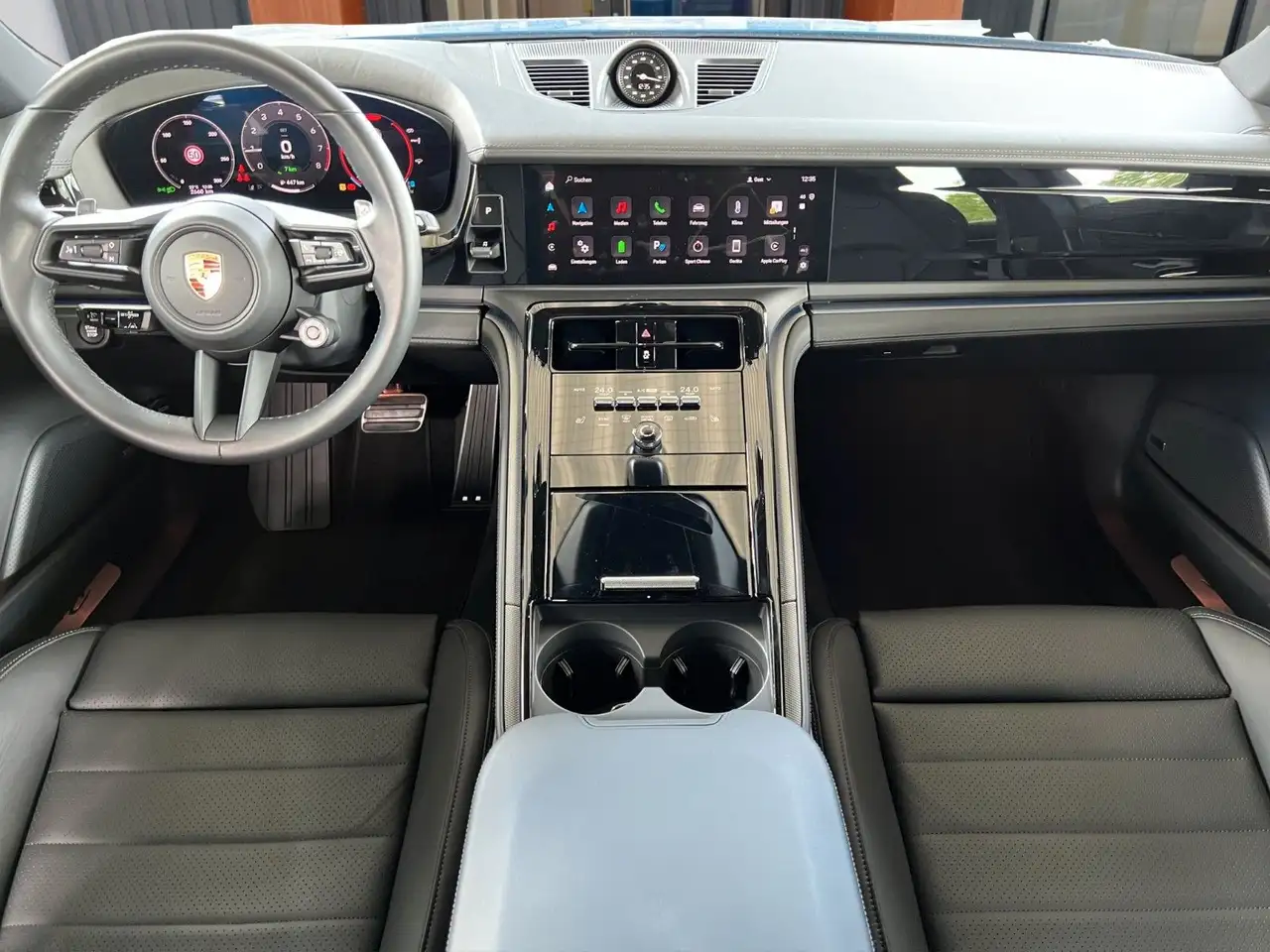 Porsche Panamera 4 E-Hyb Active Body Contr. · NP154.400€ — Galería del vehículo 8
