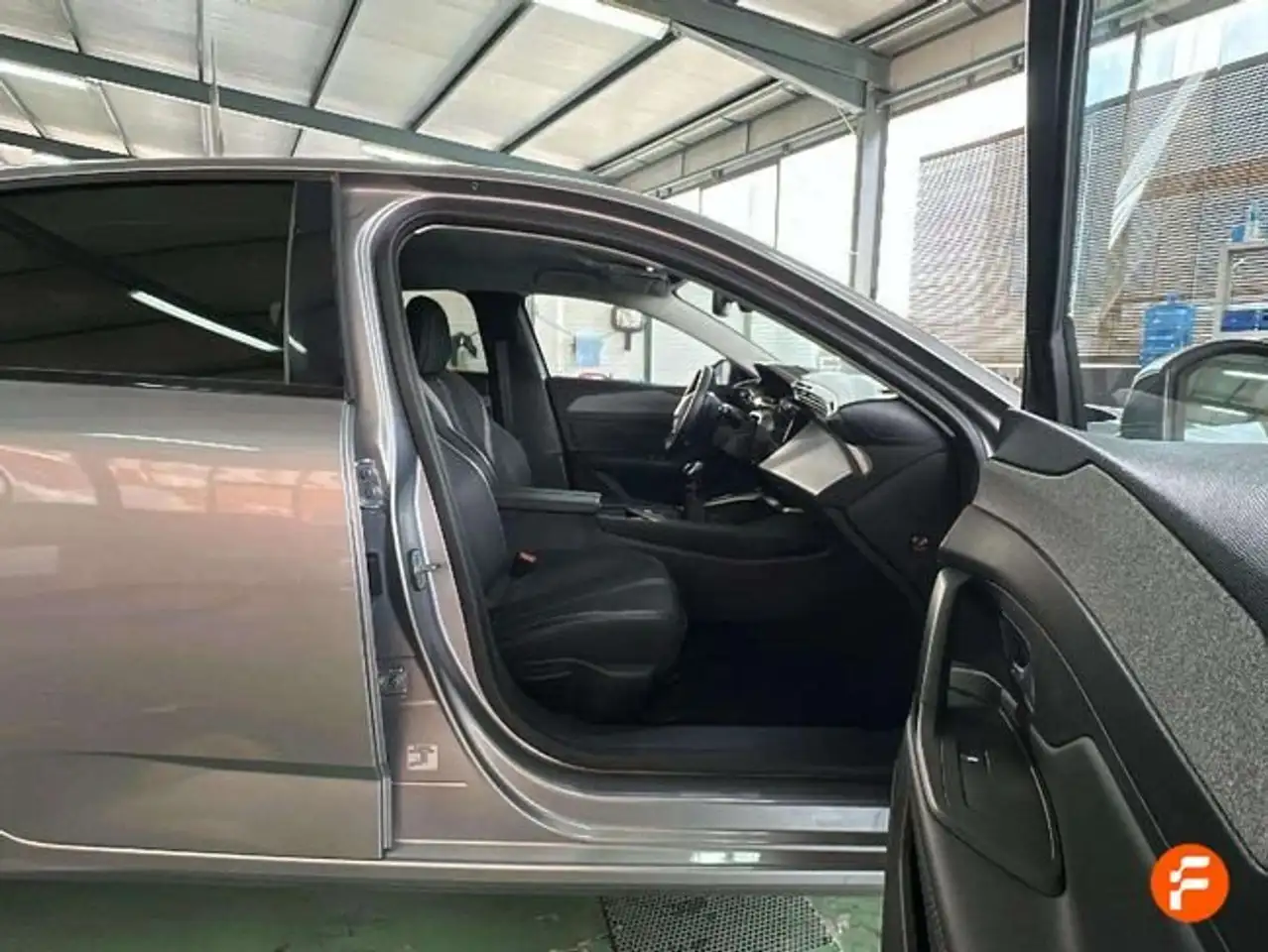 Peugeot 308 1.2 PureTech S&S Allure 130 — Galerie du véhicule 8