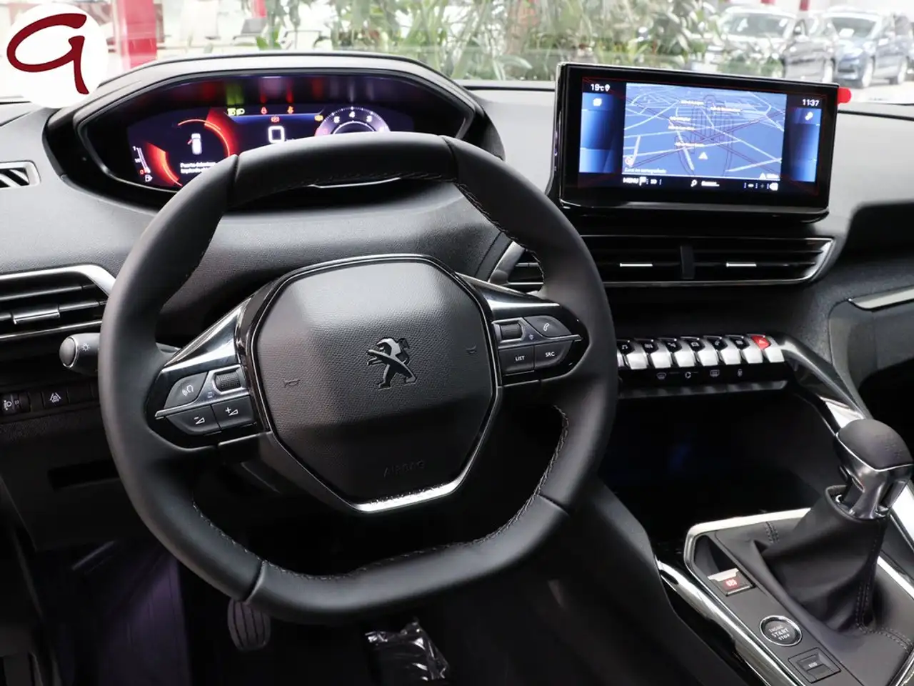 Peugeot 3008 1.2 S&S PureTech Allure Pack 130 — معرض صور السيارة 24