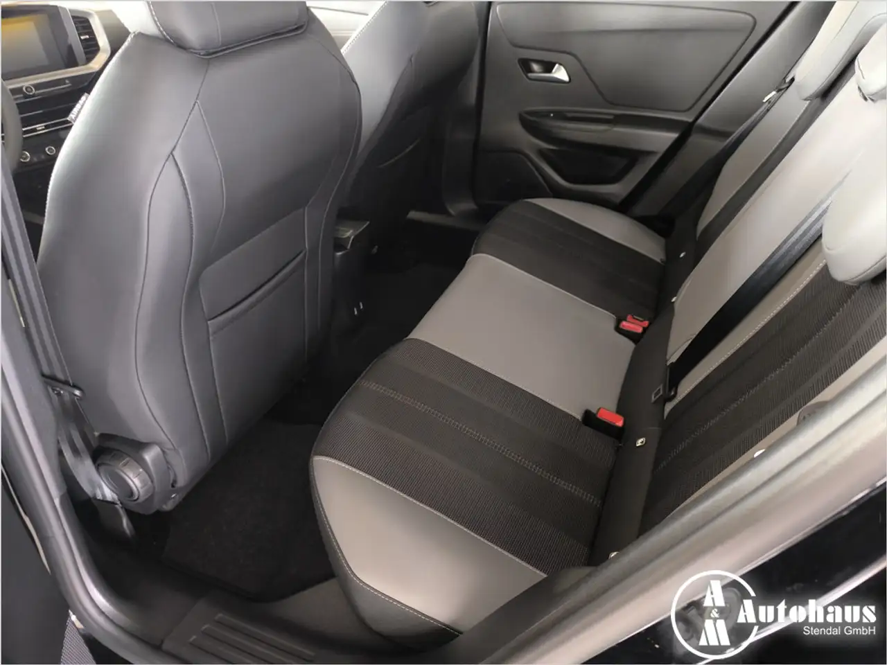 Opel Mokka 1.2 Elegance PDC SHZ KAMERA ACC LED — معرض صور السيارة 8