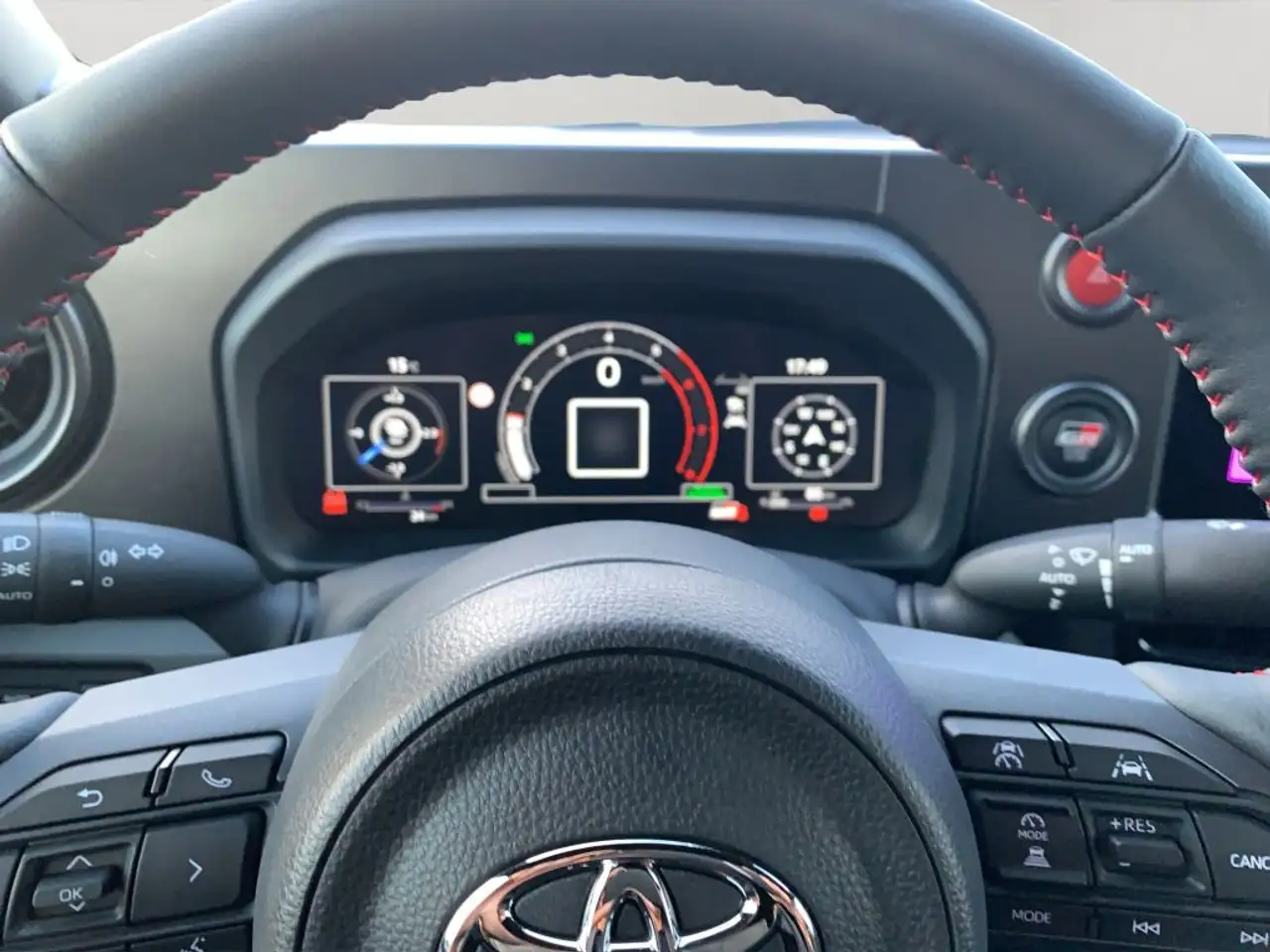 Toyota Yaris GR Automatik I Schmiedefelgen* — Vehicle gallery 13