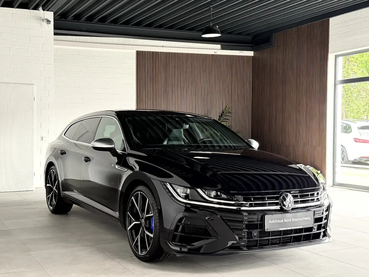 Volkswagen Arteon Shooting Brake R 2.0 TSI*IQ*Pano*AHK*H&K* — Galerie du véhicule 4