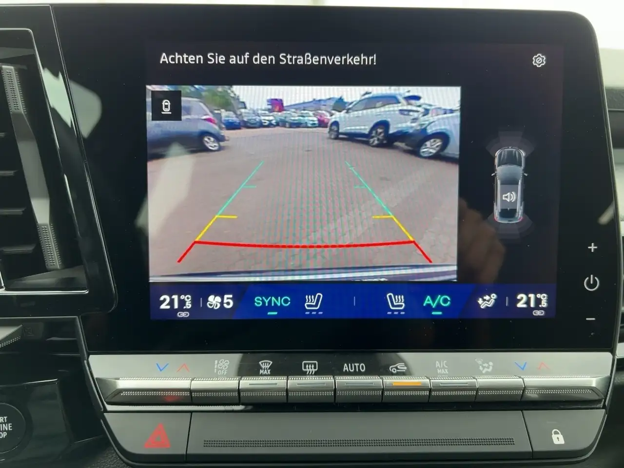 Renault Austral EVOLUTION TCe 160 AUTOMATIK SITZHEIZUNG — Galería del vehículo 15