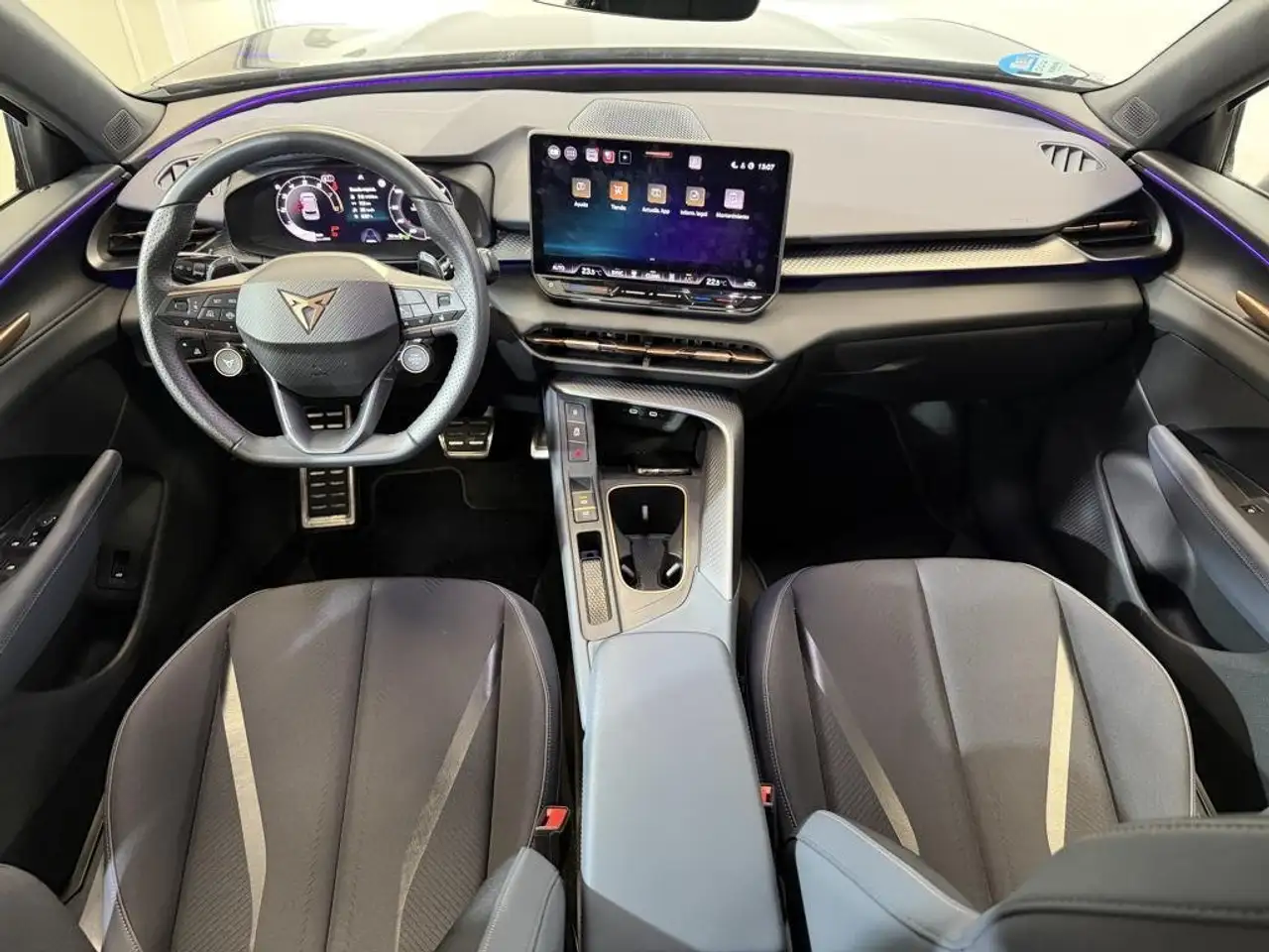 CUPRA Terramar 1.5 eTSI 110 DSG — معرض صور السيارة 4